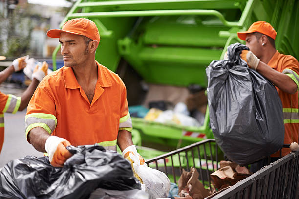 Best Yard Cleanup Services  in Oak Park Heights, MN